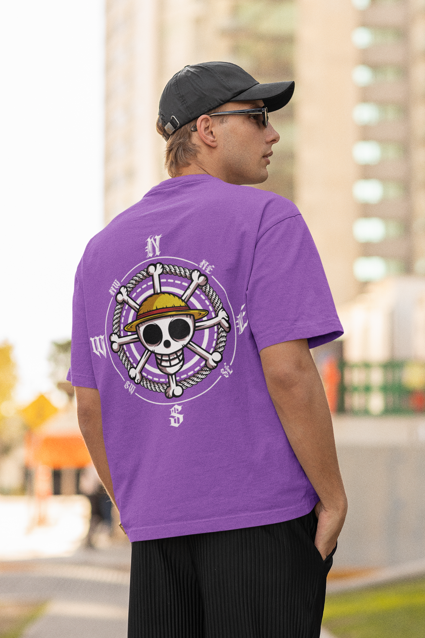 Oversized T-shirt - One Piece - Compass Navigation