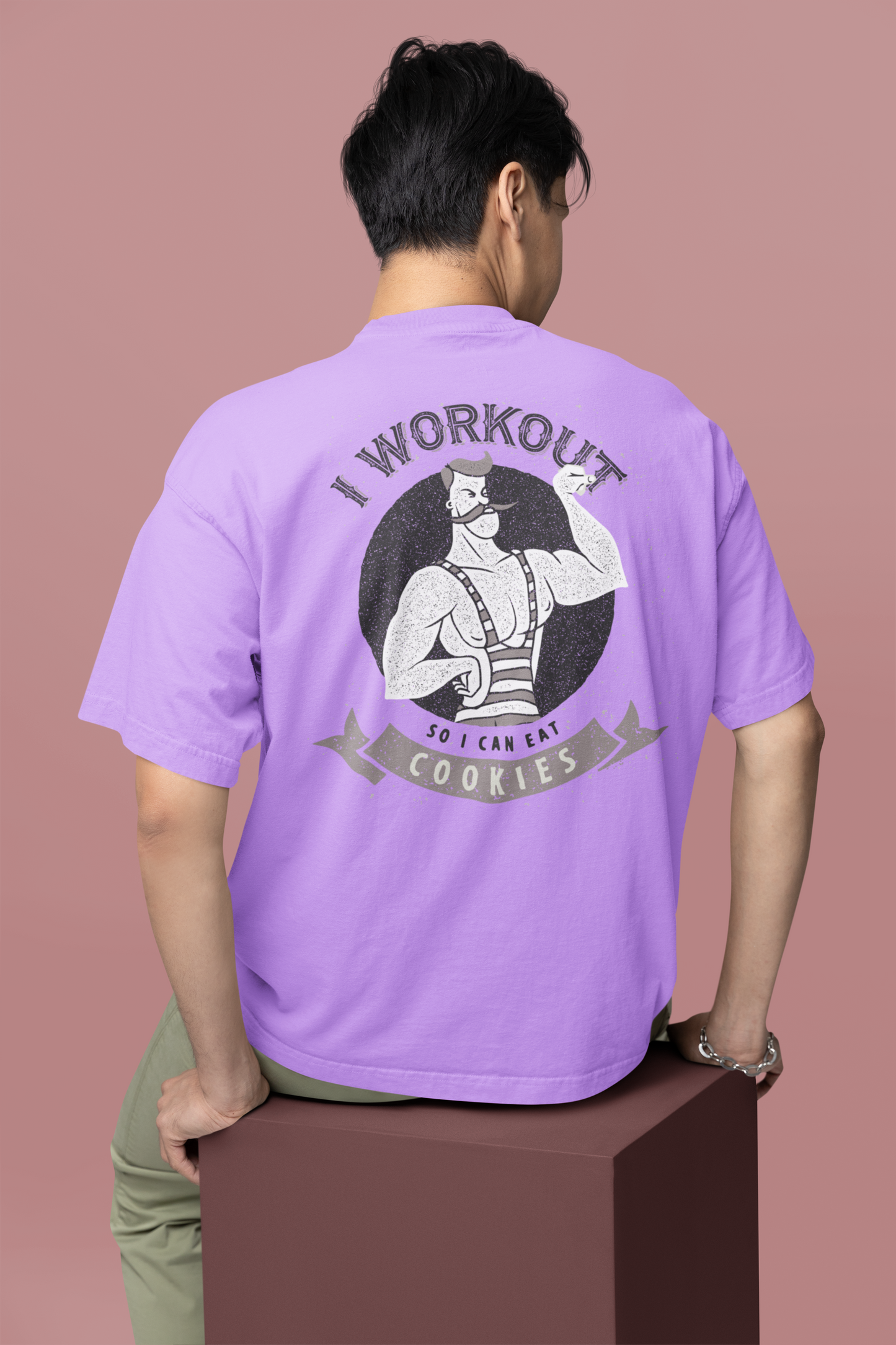 Oversized T-shirt - I Workout To Eat Cookies