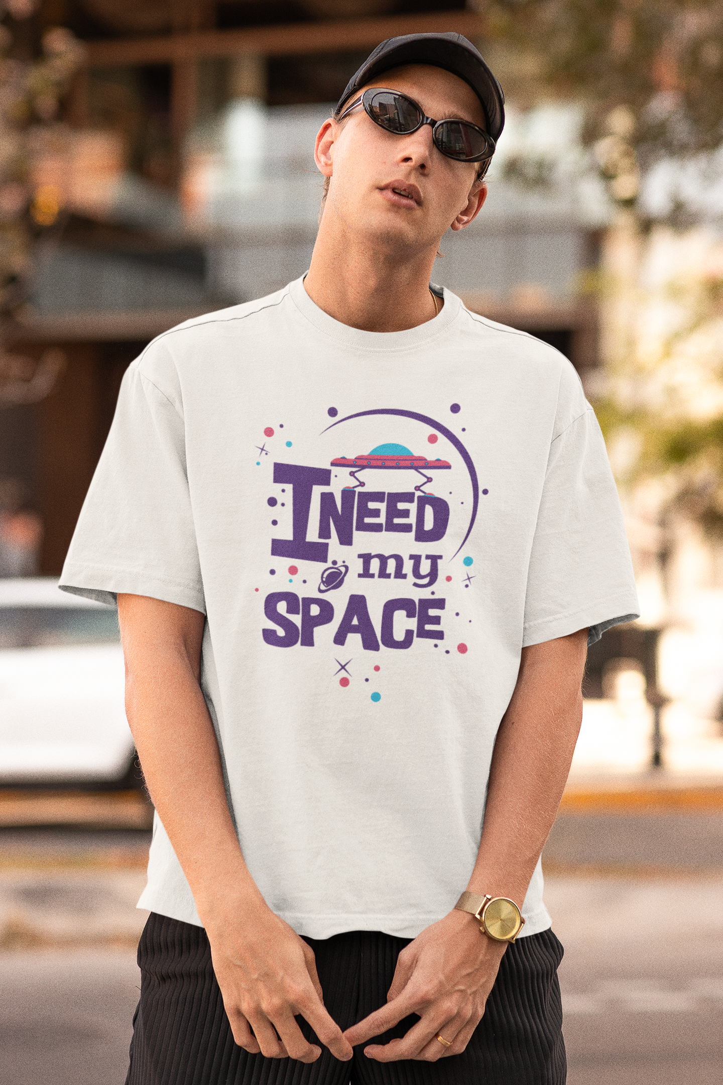 Oversized T-shirt - Need My Space